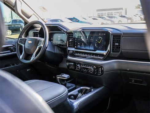 Used 2023 Chevrolet Silverado 1500 LTZ image 20