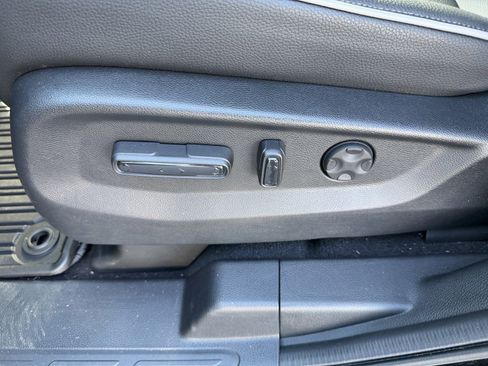 New 2026 Honda Odyssey Touring image 26