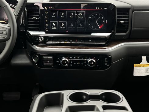 New 2026 GMC Sierra 1500 Elevation image 17