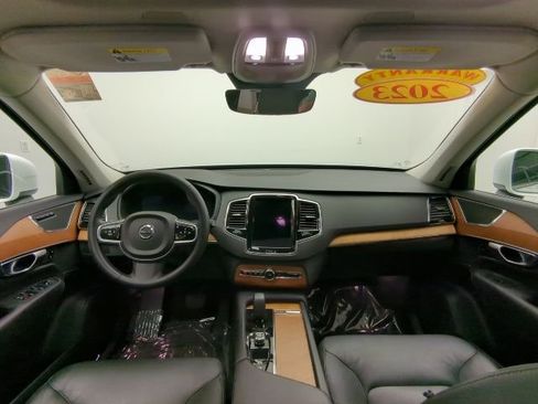 Certified 2023 Volvo XC90 B5 Plus image 24