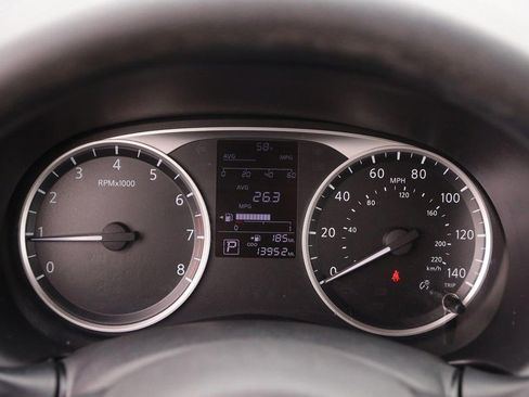 Used 2022 Nissan Kicks S FWD image 13