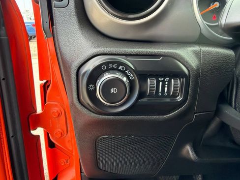 Used 2020 Jeep Wrangler Unlimited Sport S AWD/4WD image 20