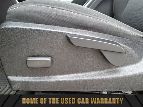 Used 2017 Chevrolet Colorado LT image 17