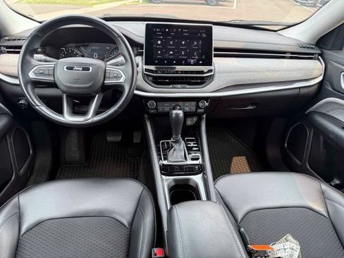 Certified 2022 Jeep Compass Latitude w/ Convenience Group AWD/4WD image 15