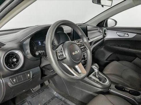 Used 2024 Kia Forte LXS FWD image 24