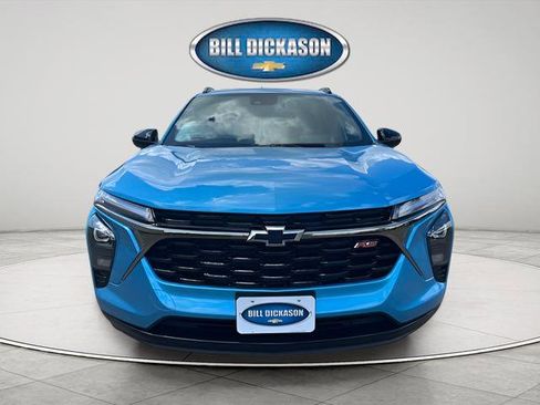 New 2026 Chevrolet Trax RS w/ Sunroof Package image 2