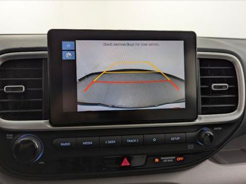 Used 2026 Hyundai Venue SEL FWD image 29