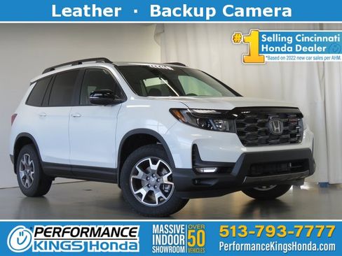 Used 2023 Honda Passport TrailSport image 1
