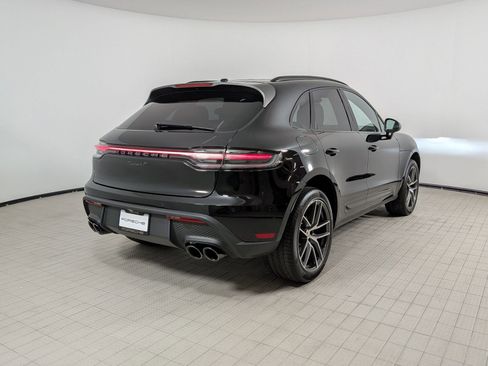Certified 2025 Porsche Macan AWD/4WD image 9