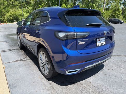 Used 2024 Buick Envision Avenir AWD/4WD image 13