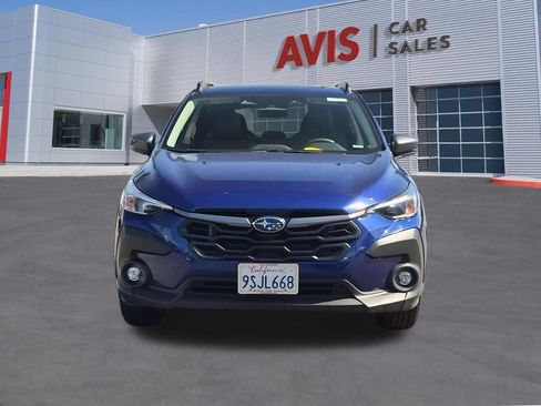 Used 2025 Subaru Crosstrek 2.5i Premium AWD/4WD image 2