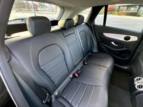 Certified 2022 Mercedes-Benz GLC 300 image 19