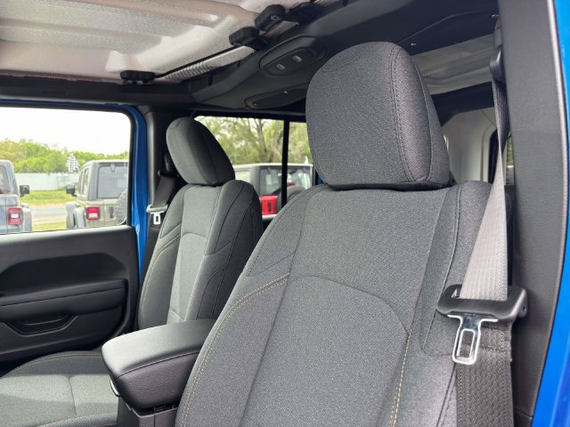 New 2026 Jeep Wrangler Unlimited Sport AWD/4WD image 17