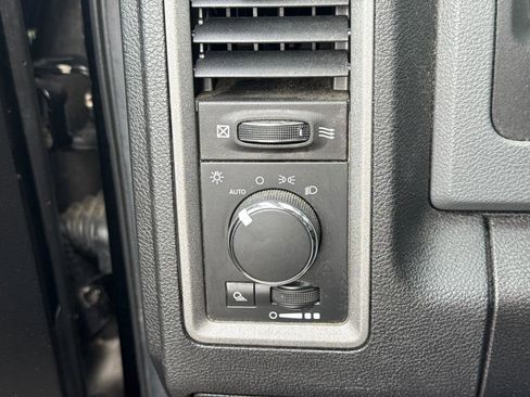 Used 2014 RAM 1500 Tradesman w/ Popular Equipment Group AWD/4WD image 13