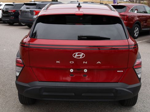 Used 2024 Hyundai Kona SEL image 4