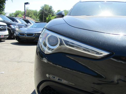 Used 2018 Alfa Romeo Stelvio Ti Sport AWD/4WD image 7