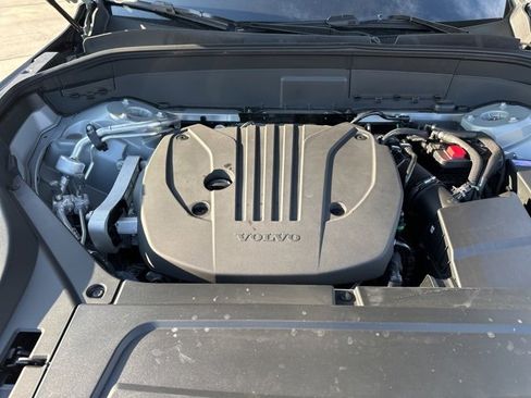 Certified 2025 Volvo XC90 B5 Plus image 35