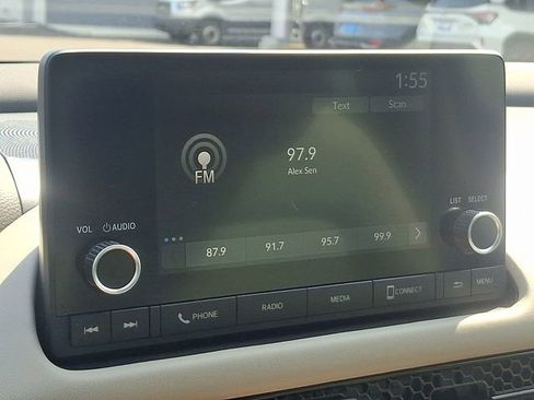 Used 2024 Honda HR-V LX image 17