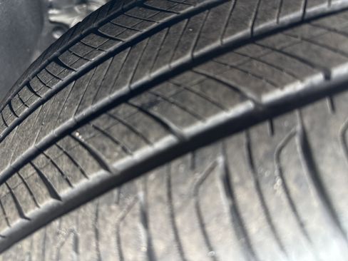 Used 2025 Honda HR-V EX-L image 12