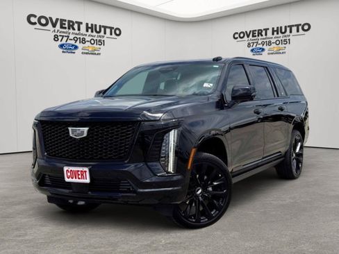 Used 2025 Cadillac Escalade ESV Sport Platinum AWD/4WD image 1