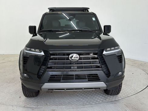 Used 2025 Lexus GX 550 w/ Accessory Package (CT) AWD/4WD image 6