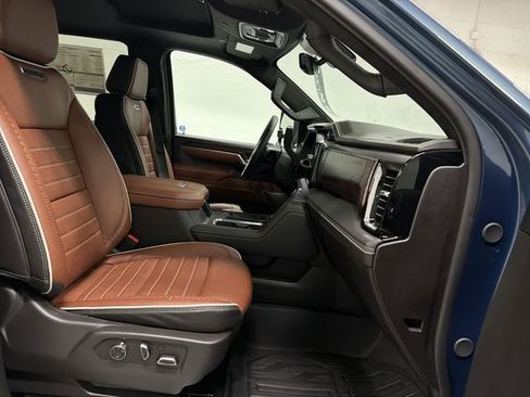 New 2026 GMC Sierra 3500 Denali Ultimate image 19