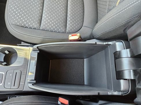 Used 2025 Ford Escape Active image 19