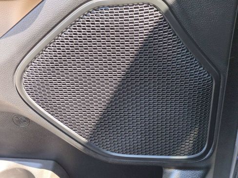 Used 2021 RAM 1500 Big Horn AWD/4WD image 17