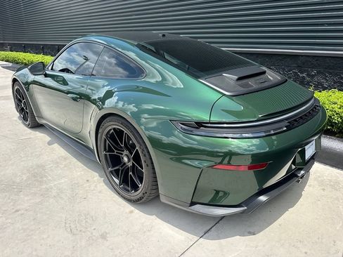 Certified 2026 Porsche 911 GT3 RWD image 3
