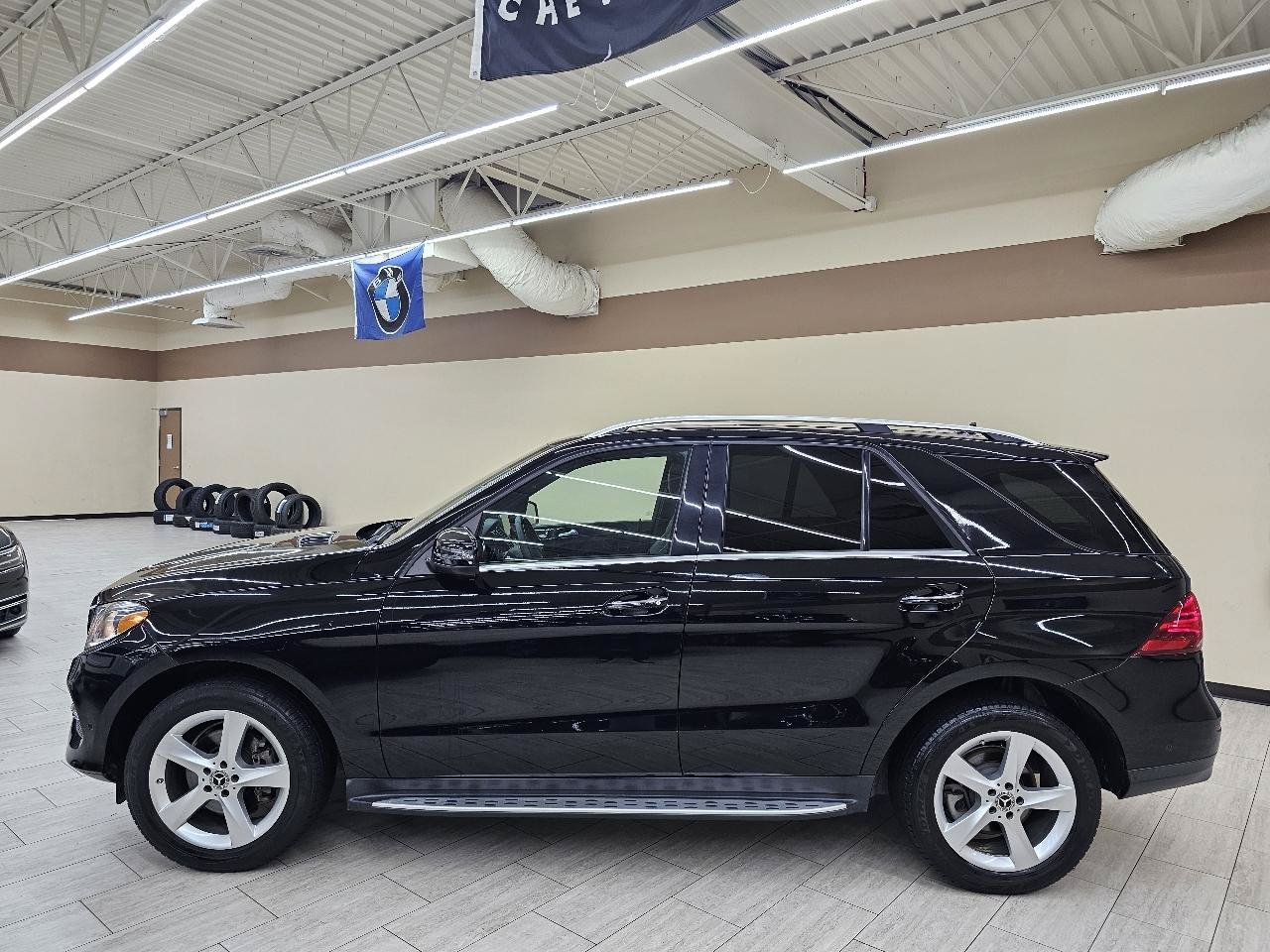 Used 2018 Mercedes-Benz GLE 350 w/ Premium 1 Package image 9
