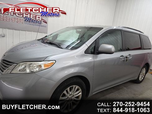 Used 2014 Toyota Sienna XLE FWD image 1