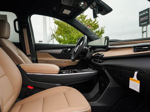 New 2026 Buick Enclave Preferred w/ Power Package image 12