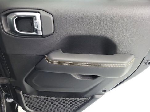 New 2025 Jeep Wrangler Sahara image 33