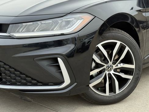 New 2026 Volkswagen Jetta SE FWD image 2
