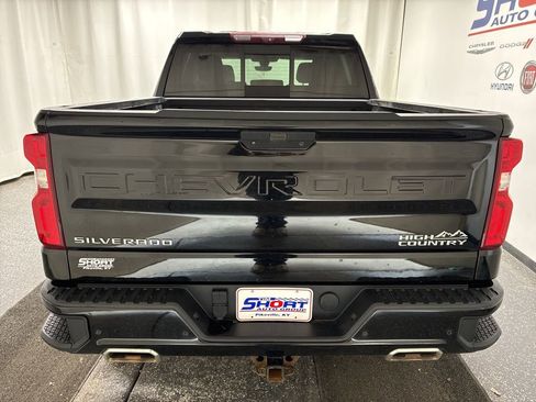 Used 2021 Chevrolet Silverado 1500 High Country w/ Technology Package image 5