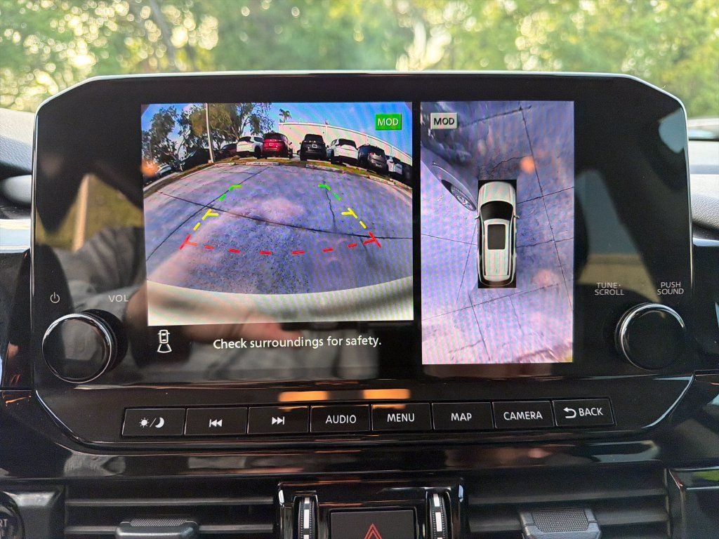 Certified 2025 Nissan Pathfinder SL AWD/4WD image 28