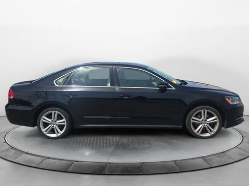 Used 2014 Volkswagen Passat TDI SE FWD image 6