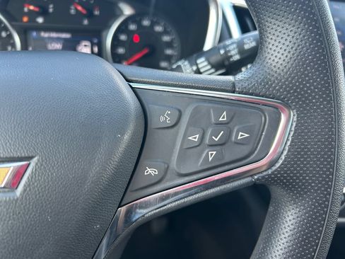 Used 2024 Chevrolet Equinox LT FWD image 16