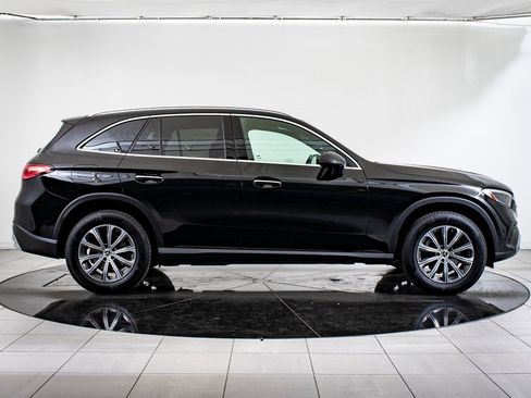 Certified 2025 Mercedes-Benz GLC 300 4MATIC image 6