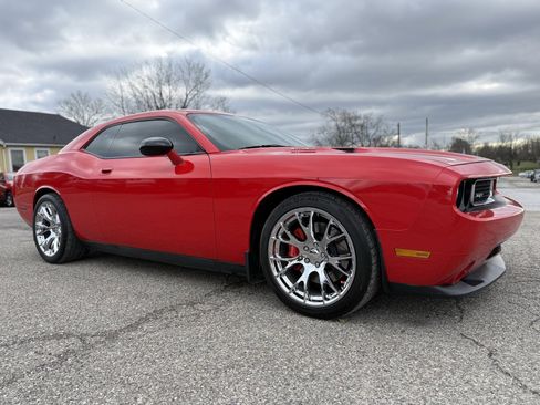 Used 2009 Dodge Challenger SRT8 image 10