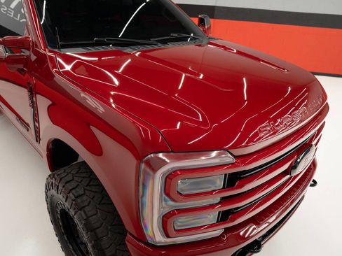 Used 2023 Ford F250 Limited w/ FX4 Off-Road Package AWD/4WD image 8