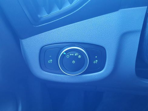 Used 2022 Ford Transit Connect XL image 22