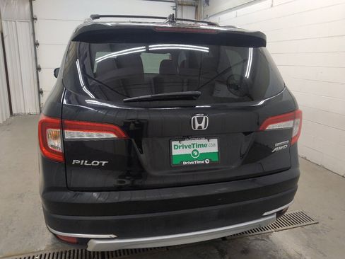 Used 2021 Honda Pilot Touring image 6
