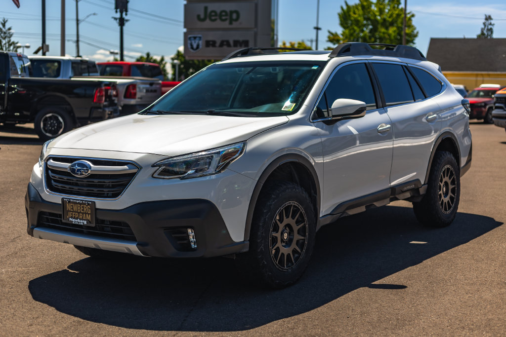 Used 2020 Subaru Outback Limited XT w/ Popular Package #2 AWD/4WD image 4