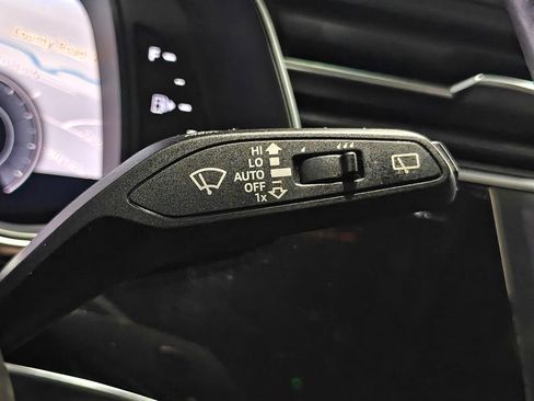Used 2019 Audi Q8 Premium w/ Convenience Package AWD/4WD image 56