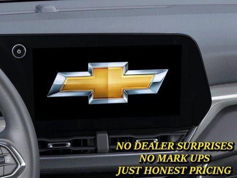 New 2026 Chevrolet Equinox LT w/ Safety and Technology Package FWD image 20
