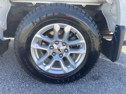 Certified 2023 Chevrolet Silverado 1500 RST w/ Convenience Package II AWD/4WD image 42