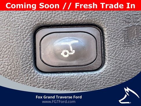 Certified 2024 Ford Edge SEL w/ Convenience Package image 32