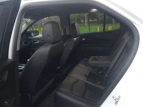 Used 2021 Chevrolet Equinox Premier w/ Redline Edition FWD image 12
