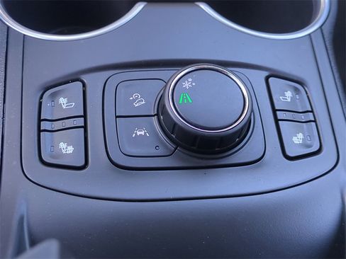 Used 2021 GMC Terrain SLT w/ LPO, Floor Liner Package image 25